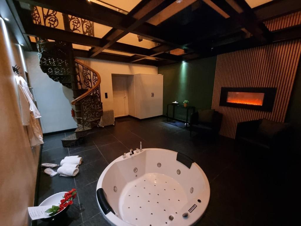 Suite Wellness Sprimont Esterno foto